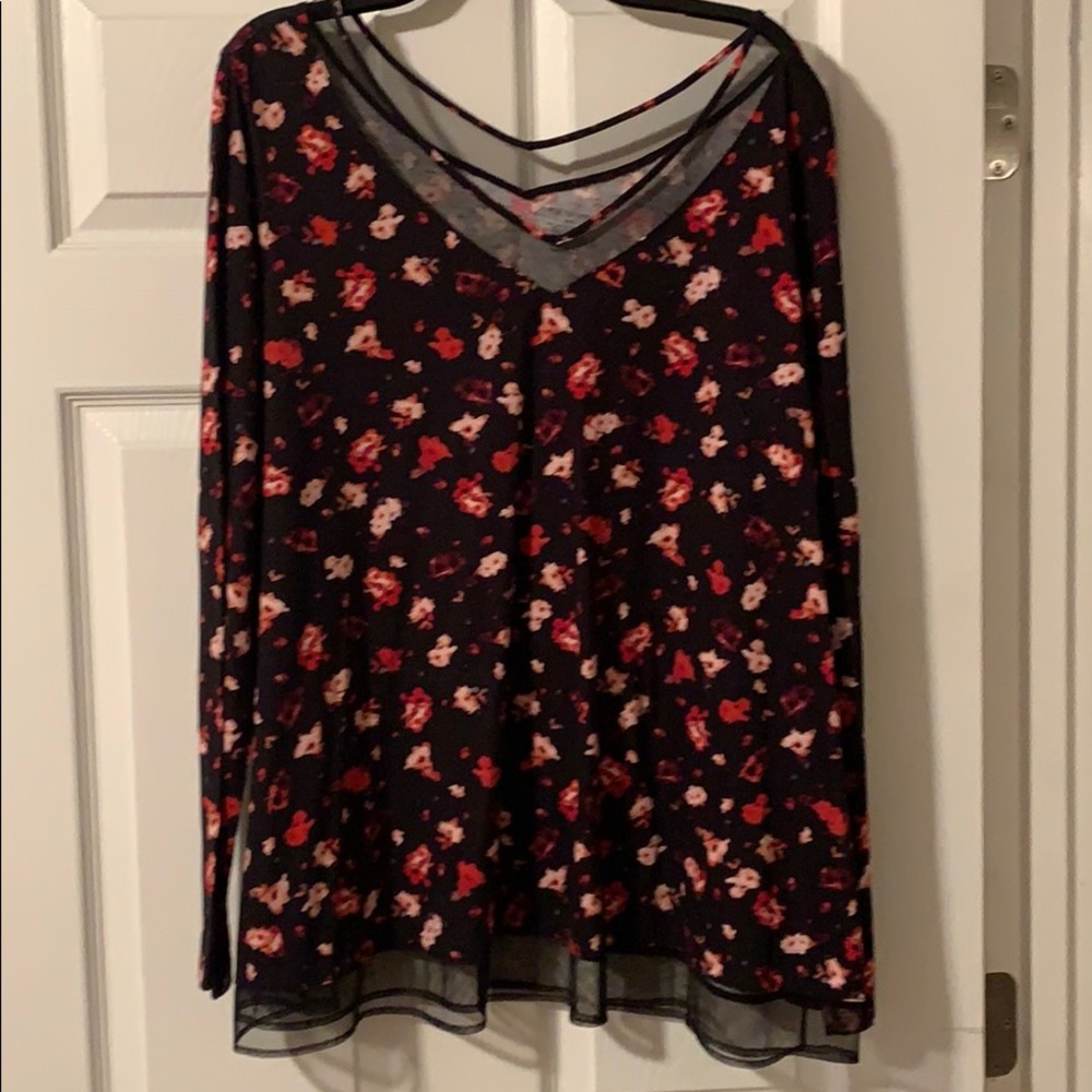 Lane Bryant long sleeved, t-shirt.